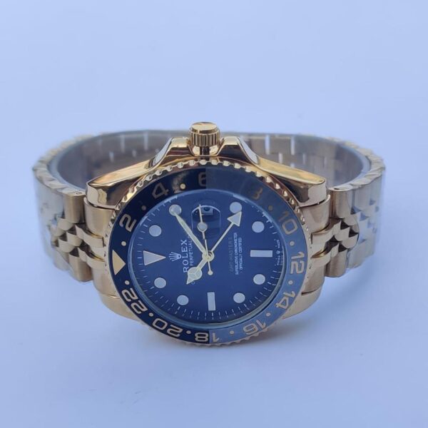 Rolex GMT-Master II 18K Gold – Luxury Timepiece for the Elite - Image 3